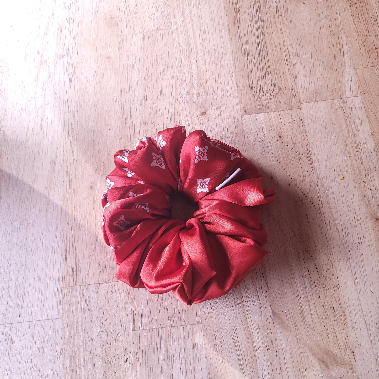 XL Mitch Match Red Star Satin Scrunchie