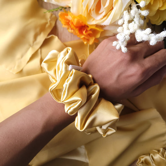 Butter Satin Scrunchie Meadium