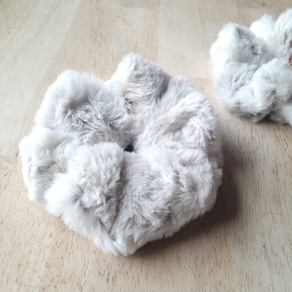 Faux Fur Scrunchie Snow Leopard XL